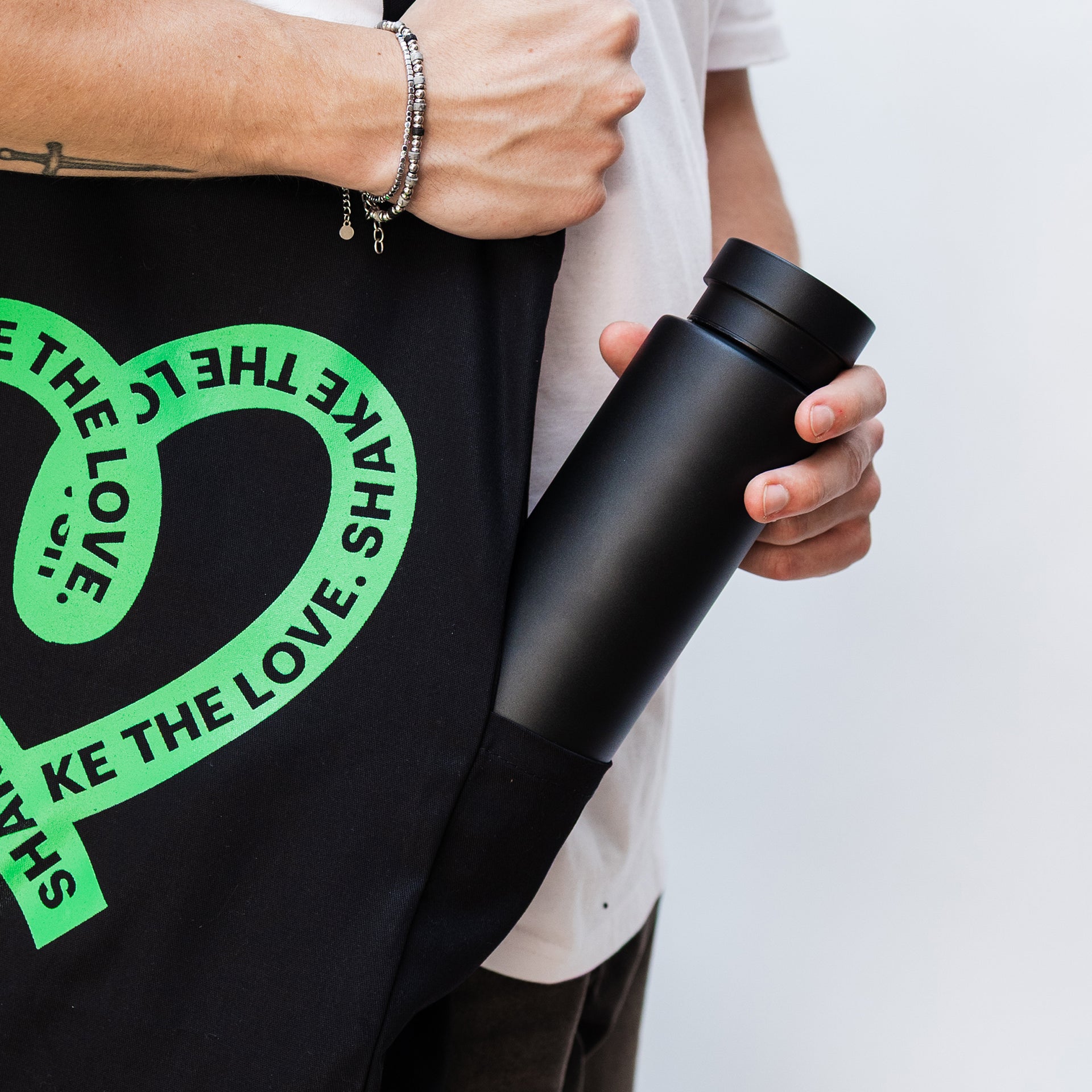 Tote Bag | Shake the love